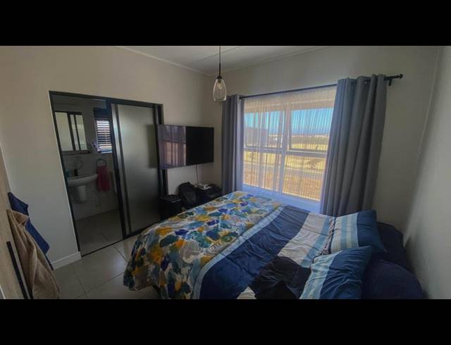 2 BEDROOM APARTMENT FOR SALE IN RICHWOOD